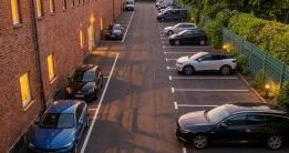 der Parkplatz am Retro-Hotel Lünen